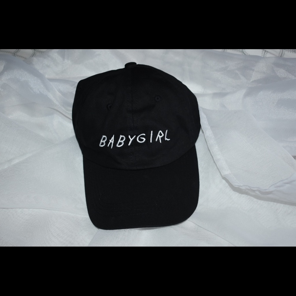 Baseball Cap - Picture 4 of 7